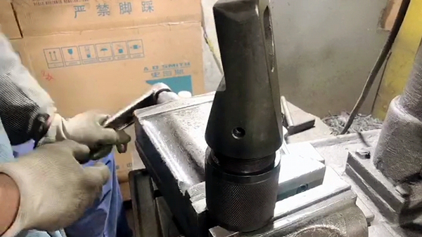 索力機械螺母破切器快速更換刀頭視頻